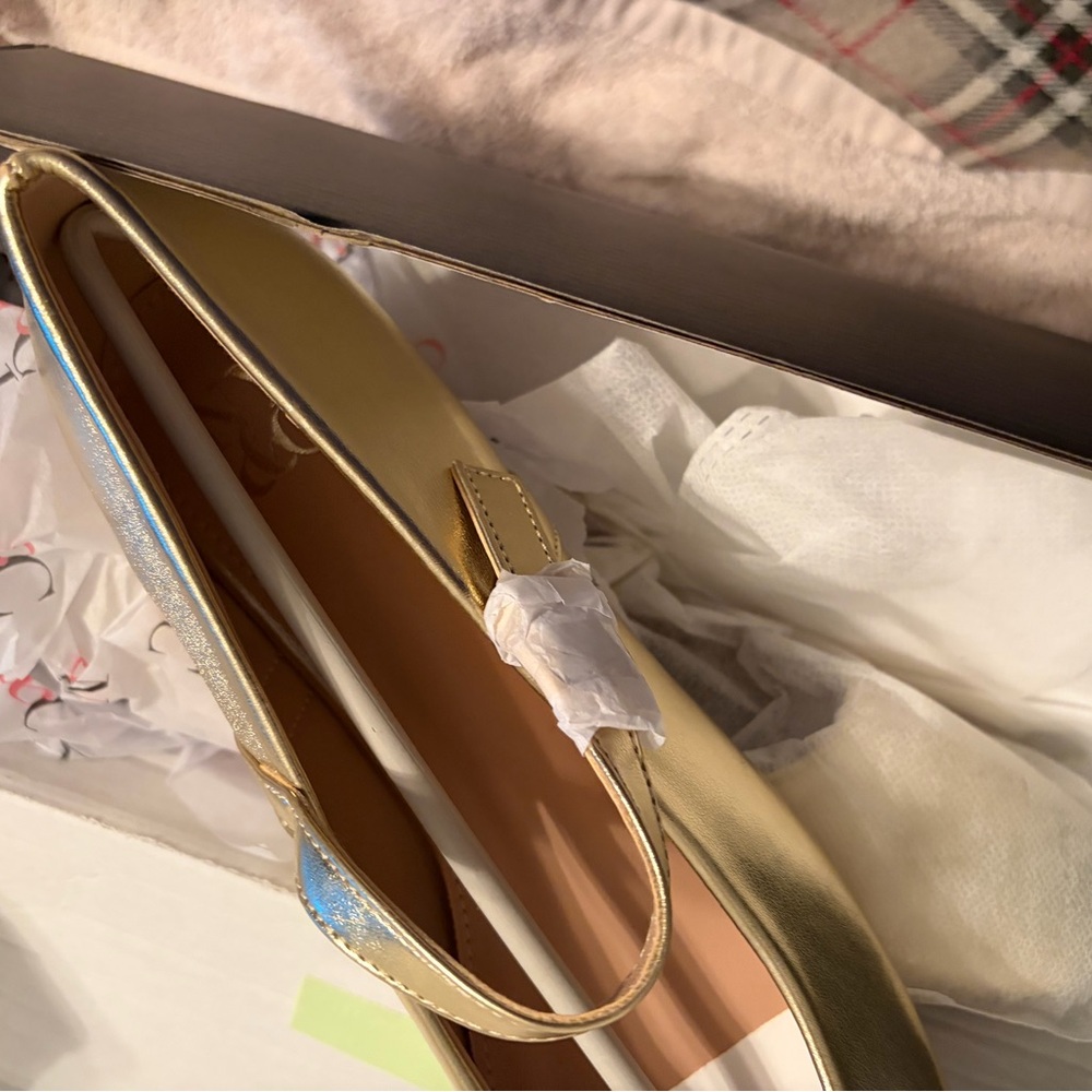 New York & Company Cream Flats - Picture 2 of 3